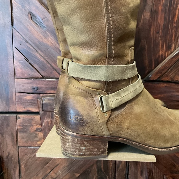 UGG AUSTRALIA DARCIE DISTRESSED HEAVY LEATHER SIDE ZIP TALL RIDING BOOT 8.5 - Picture 5 of 12